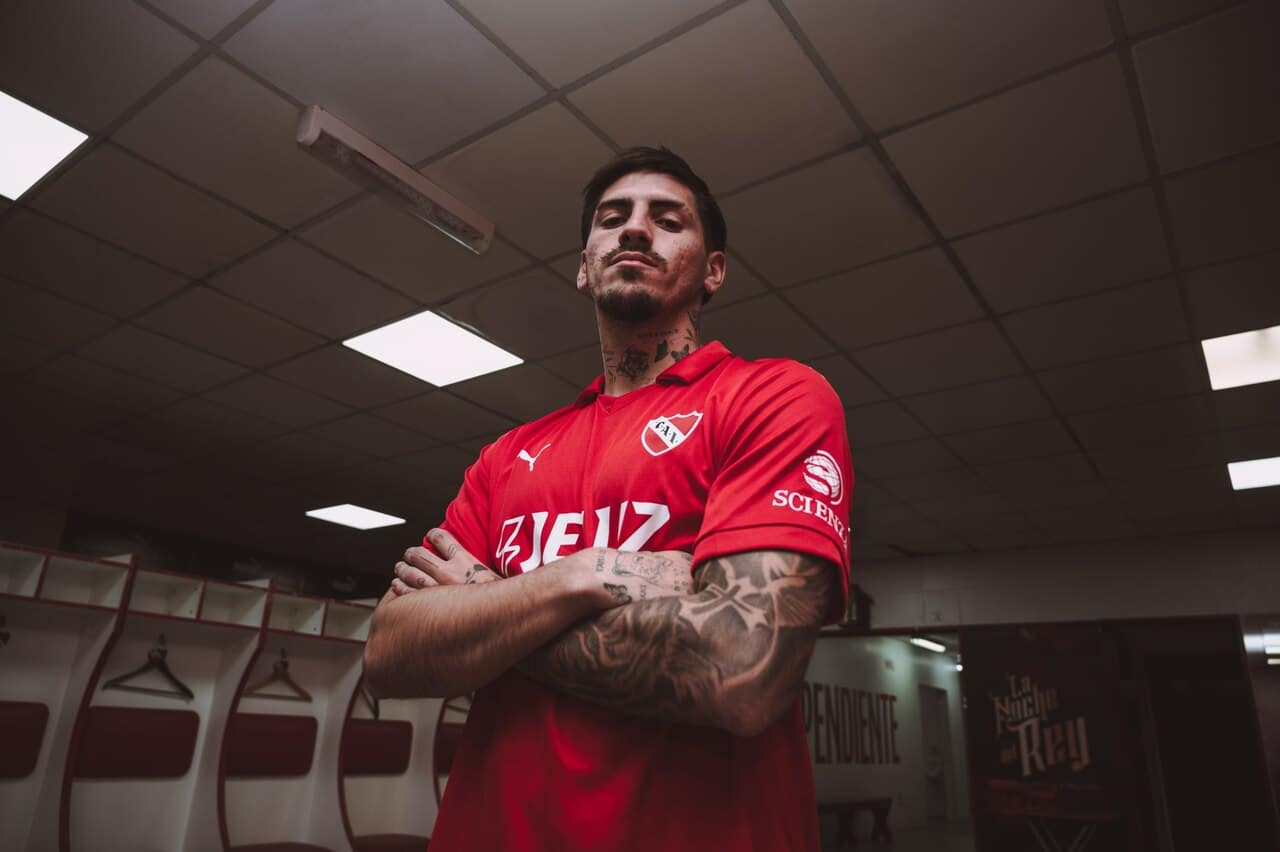 lomonaco-ressurge-no-independiente-e-vira-alvo-da-europa-futebol-latino