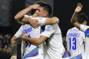 vitoria-do-godoy-cruz-favorece-o-gremio-na-sul-americana-futebol-latino