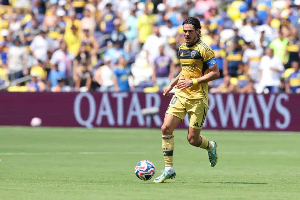 cavani-aponta-motivo-da-eliminacao-do-boca-no-mundial-de-clubes-futebol-latino