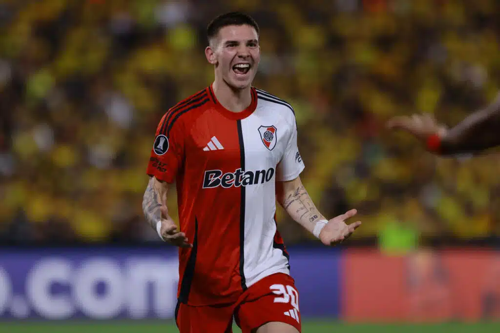 real-madrid-muda-de-ideia-e-retoma-contato-por-mastantuono-futebol-latino