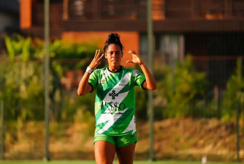 atacante-brasileira-tem-atuacao-com-quatro-gols-em-liga-da-europa-futebol-latino
