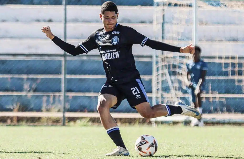 henrique-bueno-ratifica-dedicacao-da-equipe-no-candangao-sub-20