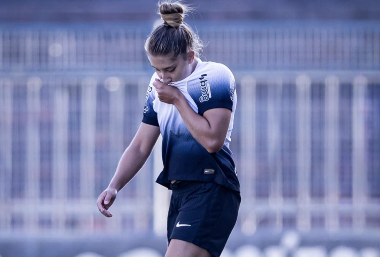 gaby-tome-tem-volta-dos-sonhos-no-corinthians-apos-lesao-futebol-latino
