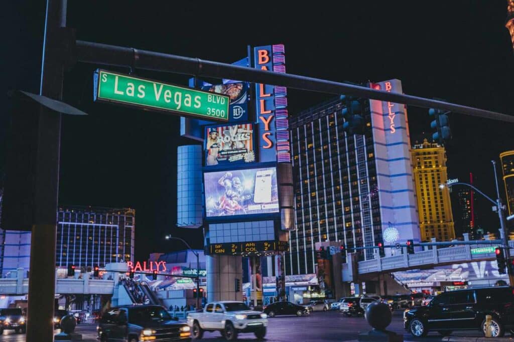 betmgm-evolution-gaming-entretenimento-de-elite-em-jogos-ao-vivo-futebol-latino_Easy-Resize.com