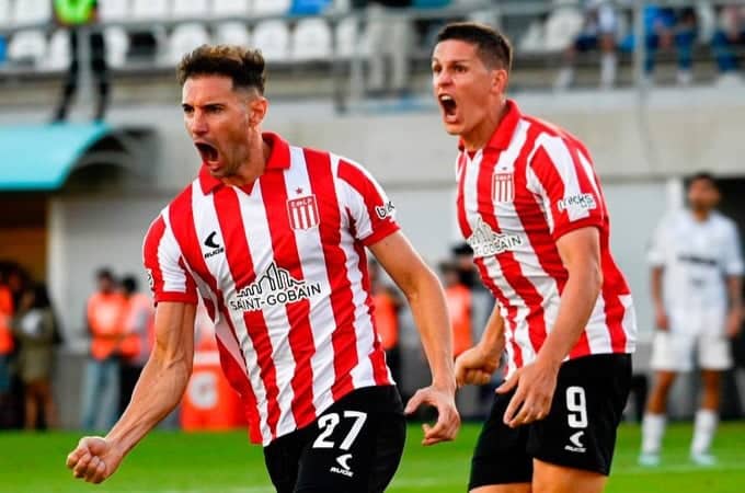 alario-decide-estudiantes-bate-platense-e-fatura-o-trofeo-de-campeones-futebol-latino