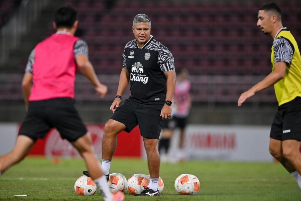 emerson-pereira-valoriza-sequencia-invicta-na-tailandia-futebol-latino