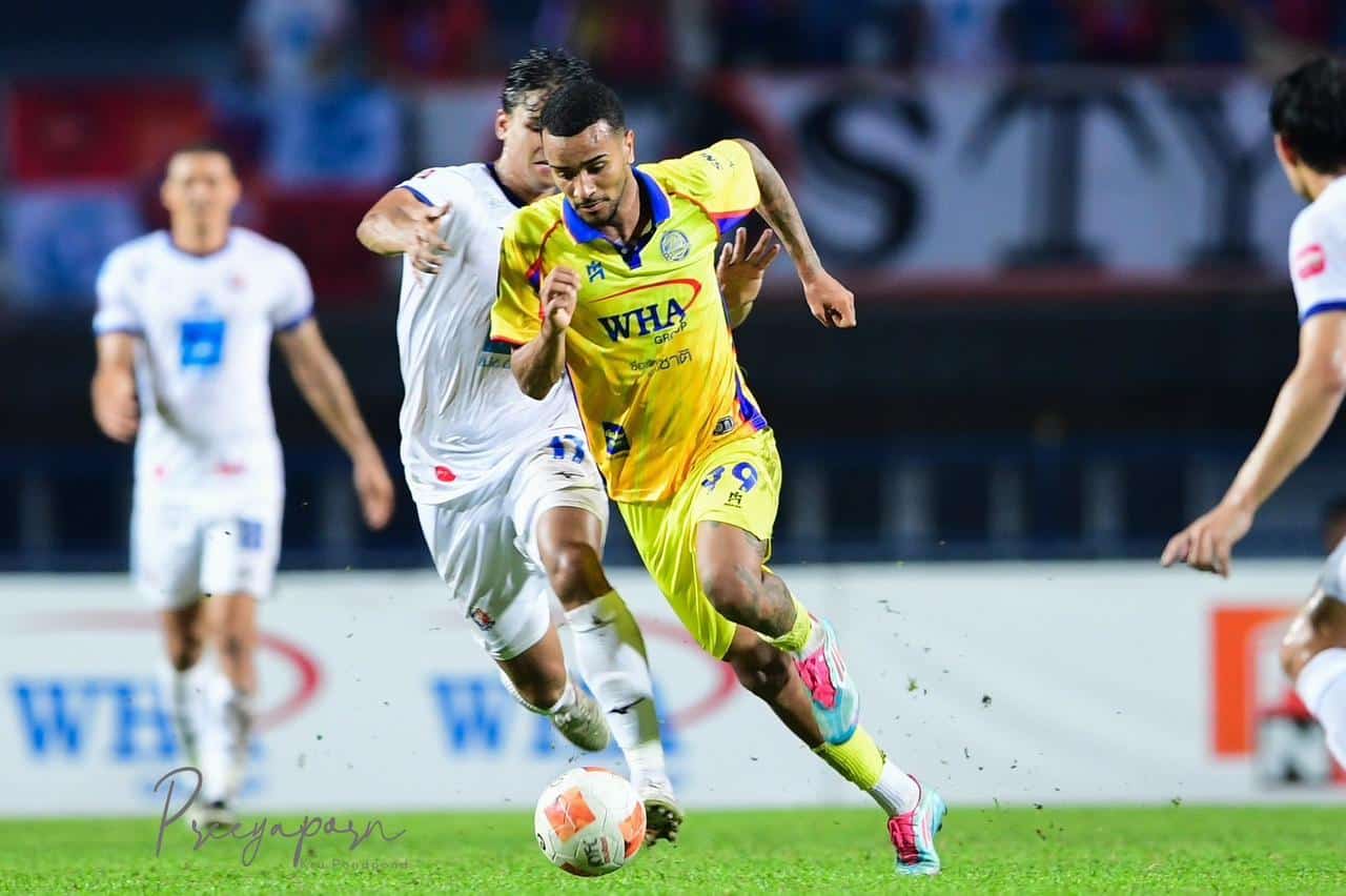 atacante-brasileiro-estreia-com-goleada-na-thai-league-futebol-latino