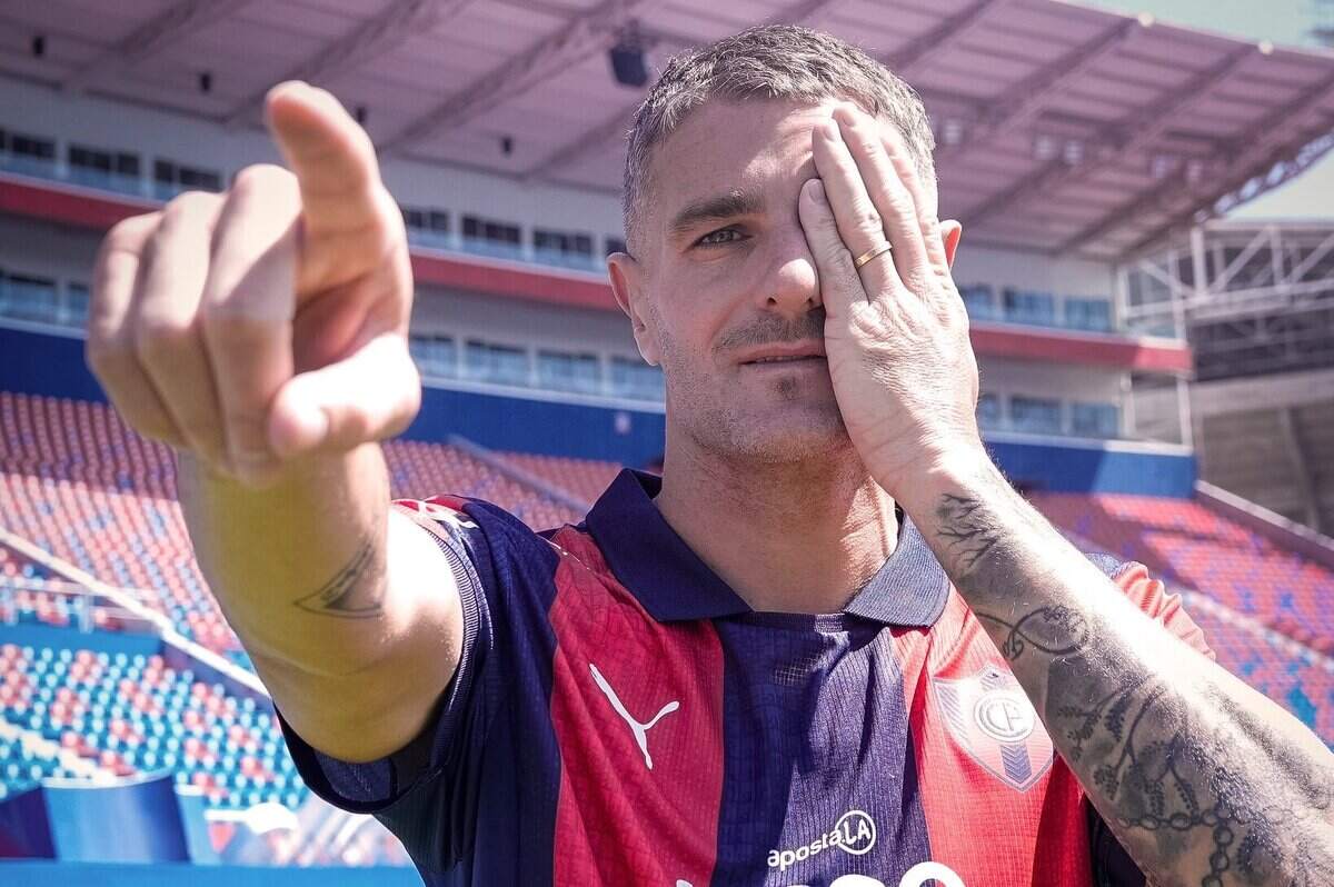 jornalista-revela-detalhes-contratuais-de-vegetti-com-o-cerro-porteno-futebol-latino