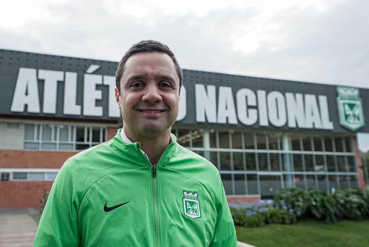 presidente-do-atletico-nacional-comenta-venda-hinestroza-futebol-latino