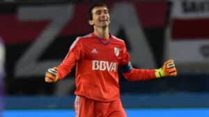 river-plate-se-reforca-com-mais-um-campeao-continental-futebol-latino