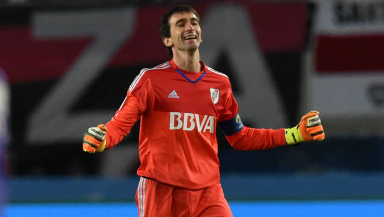 river-plate-se-reforca-com-mais-um-campeao-continental-futebol-latino