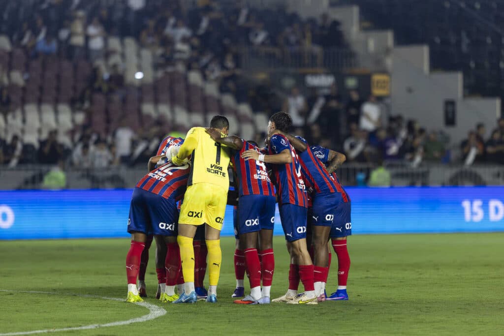 bahia-e-chamado-de-novo-rico-por-veiculo-da-imprensa-chilena-futebol-latino