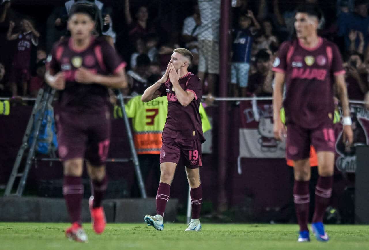 heroi-do-lanus-se-recuperou-de-lesao-em-tempo-minimo-futebol-latino