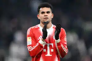 uma-boa-decisao-luis-diaz-sair-liverpool-bayern-futebol-latino
