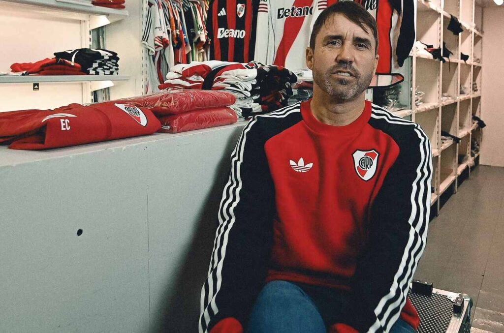 apresentacao-eduardo-coudet-desafio-comandar-river-plate-futebol-latino