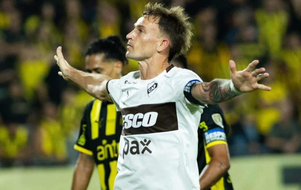 penarol-platense-libertadores-futebol-latino-gol-platense