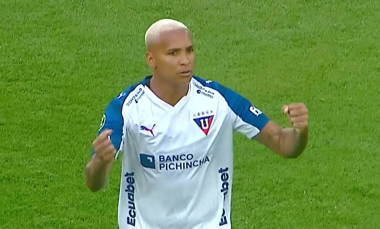 antes-da-libertadores-deyverson-teve-papel-decisivo-no-equador-futebol-latino
