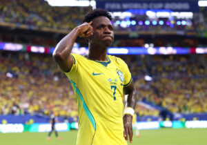 brasil-goleia-escocia-e-confirma-lideranca-no-grupo-c-futebol-latino