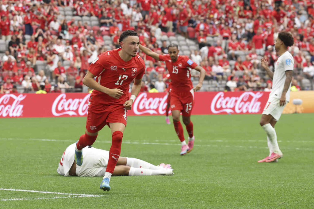 canada-derrotado-suica-vai-ao-mata-mata-copa-futebol-latino