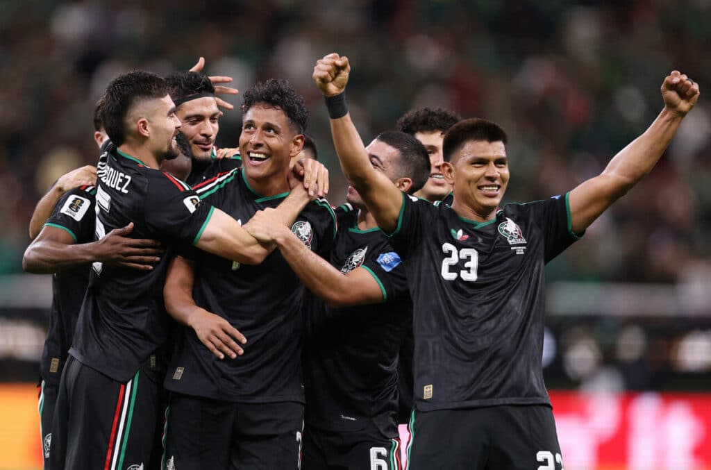 gracas-a-gol-espirita-mexico-vence-a-coreia-do-sul-futebol-latino