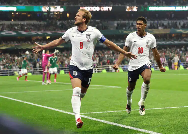 em-confronto-parelho-inglaterra-tira-mexico-nas-oitavas-de-final-futebol-latino