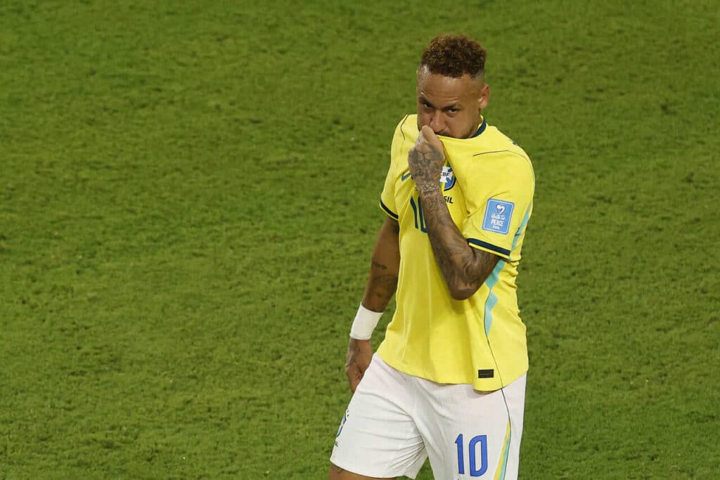 neymar-nao-jogara-mais-selecao-brasileira-futebol-latino