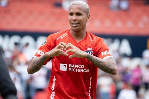deyverson-cita-responsabilidade-duelo-mirassol-futebol-latino