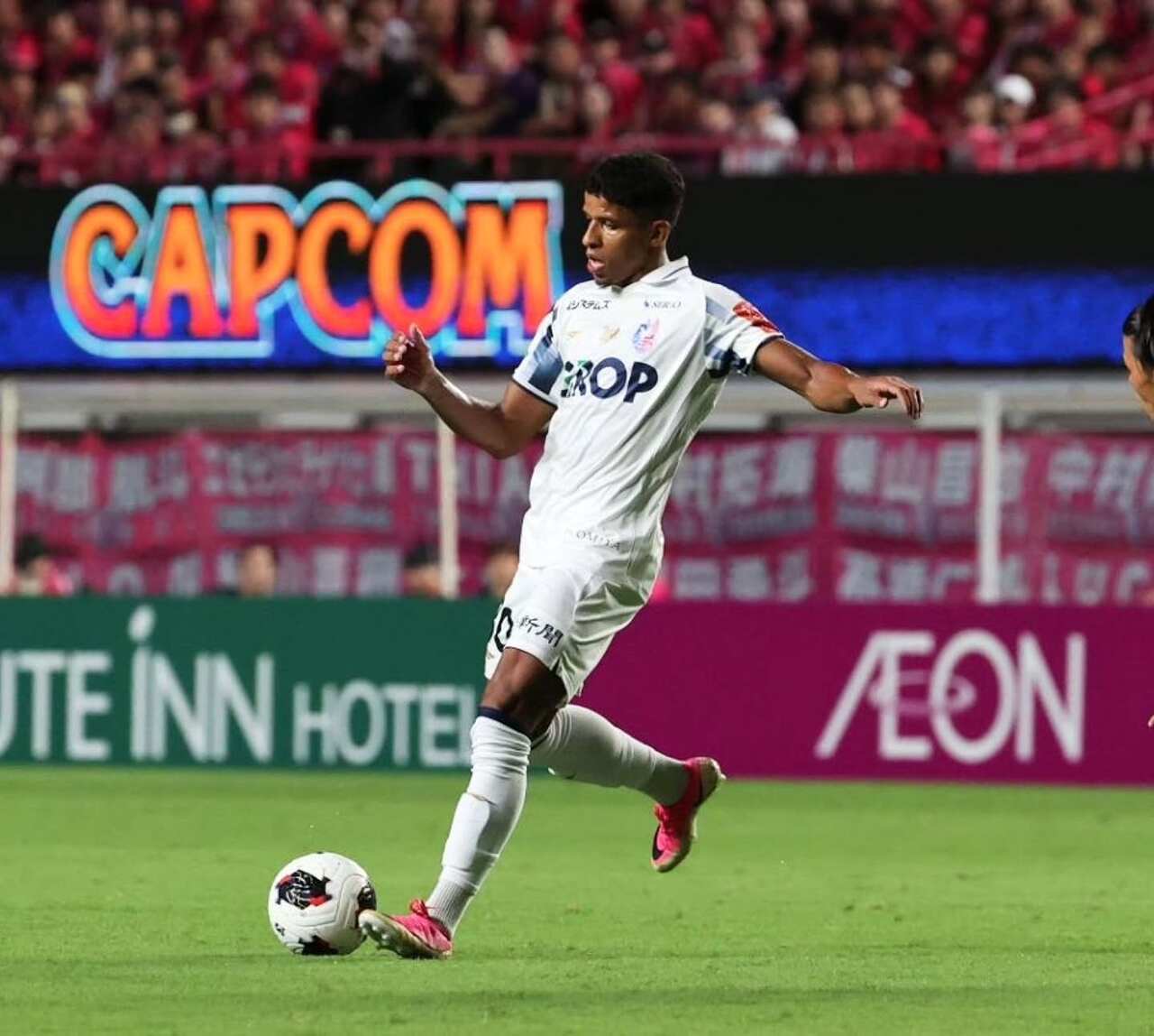 oberdan-deixa-o-futebol-sul-coreano-para-reforcar-time-japones-futebol-latino