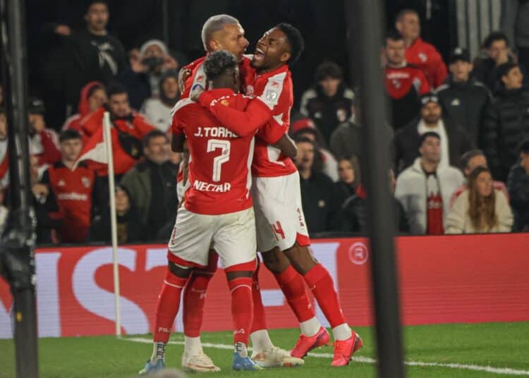 river-plate-santa-fe-comemoracao-santa-fe-futebol-latino