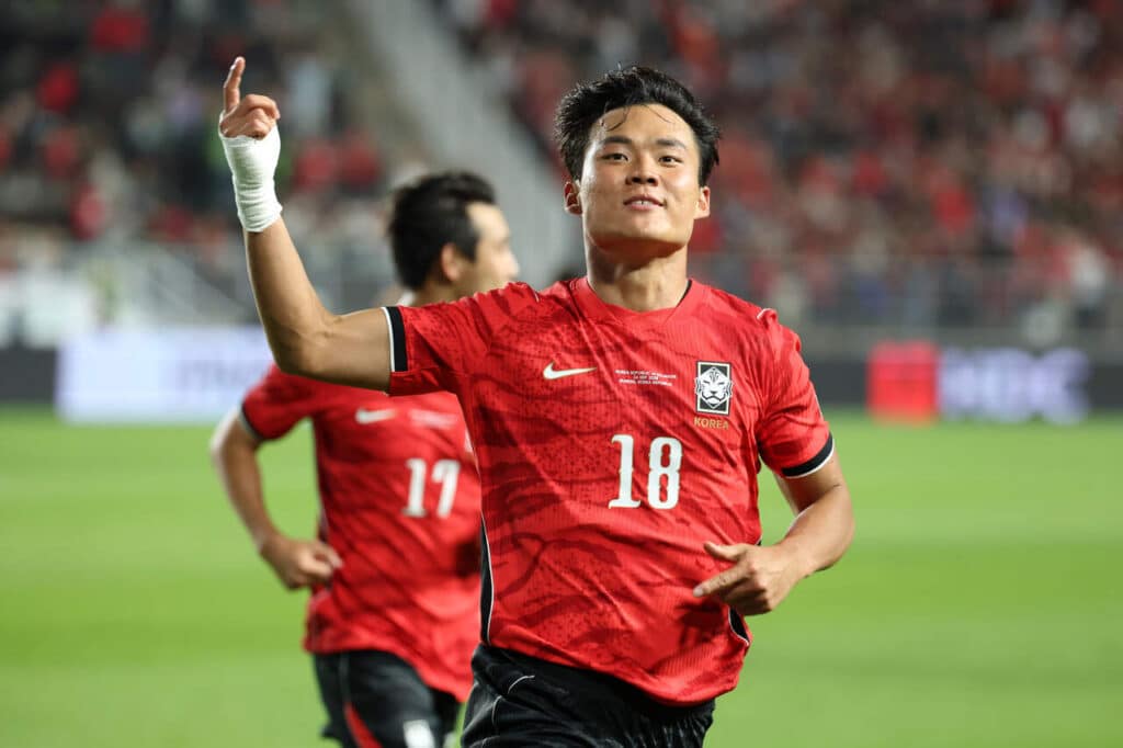 eficiente-coreia-do-sul-bate-equador-duelo-estreantes-futebol-latino