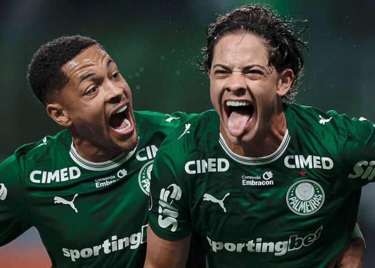 em-casa-palmeiras-bate-ldu-gol-giay-futebol-latino