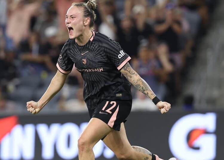 maiara-vive-transicao-promessa-protagonista-nwsl-futebol-latino
