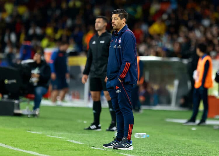 selecao-chile-apresenta-dado-preocupante-expulsoes-futebol-latino