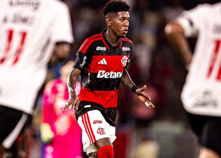 buscando-espaco-flamengo-vitao-otimo-historico-vasco-futebol-latino
