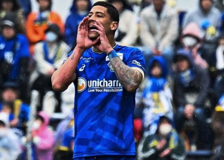 gabriel-gomes-se-destaca-triunfo-japao-futebol-latino