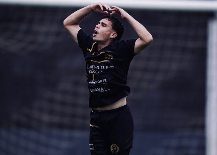 guilherme-augusto-celebra-chegada-150-jogos-carreira-futebol-latino
