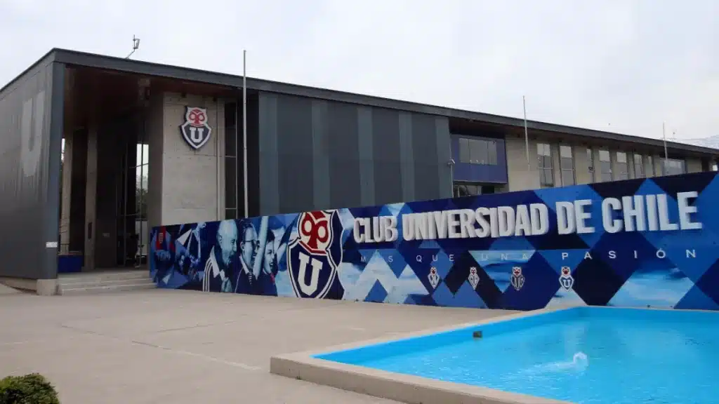 universidad-de-chile-obrigada-mudar-de-nome-entenda-futebol-latino