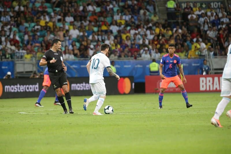 Argentina-Colômbia-Copa-América-Futebol-Latino-15-06