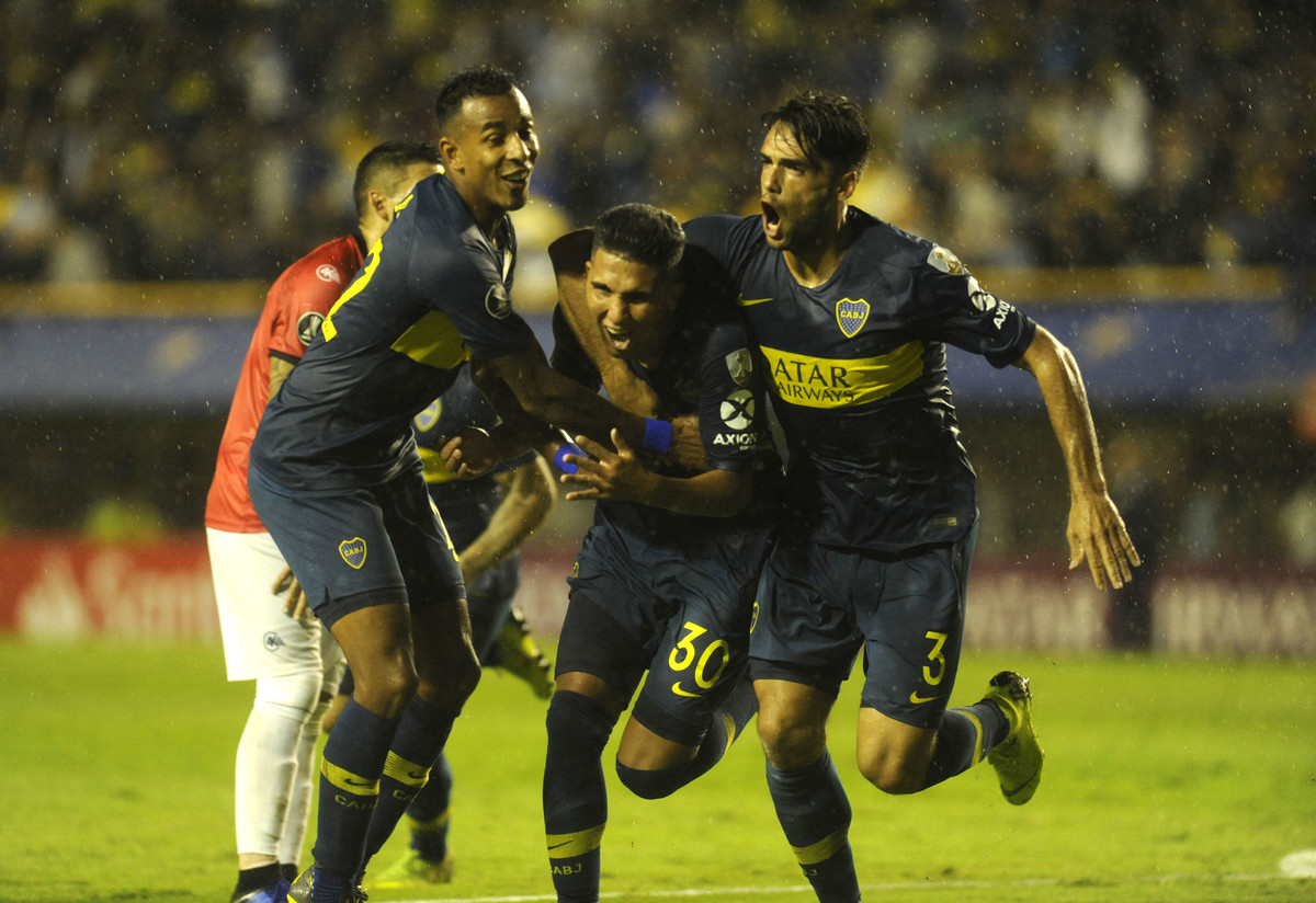 Boca-Juniors-Jorge-Wilstermann-Futebol-Latino-10-04