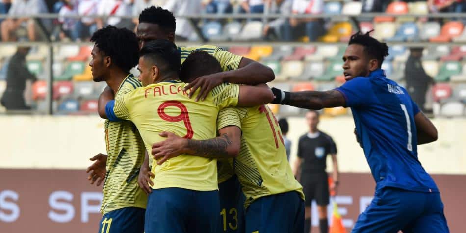 Colombia-Peru-amistoso-Futebol-Latino-09-06