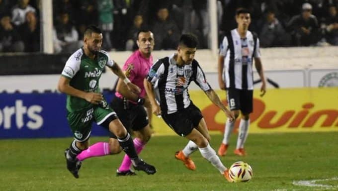 central-cordoba-e-sarmiento-empatam-na-ida-da-final-da-b-nacional-Futebol-Latino-03-06