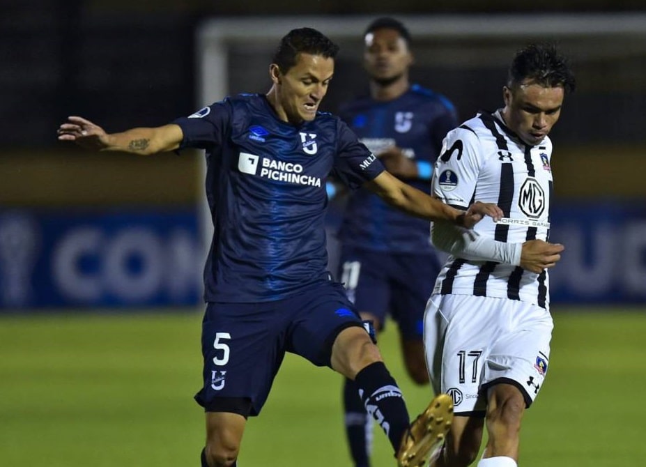 colo-colo-recebe-catolica-de-quito-precisando-de-um-empate-Futebol-Latino-29-04