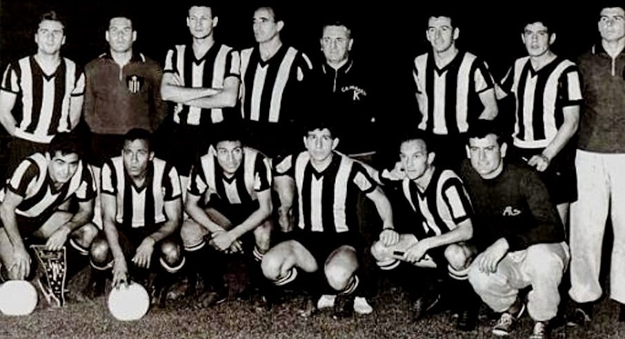 esquadroes-libertadores-1961-penarol-e-o-primeiro-bicampeonato-na-libertadores-Futebol-Latino-23-09