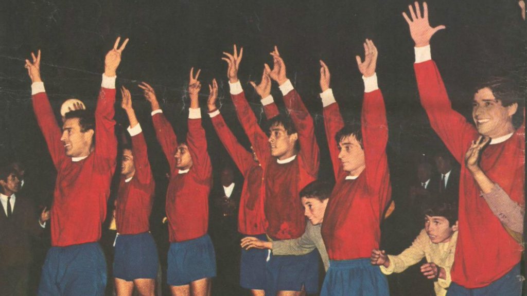 esquadroes-libertadores-1965-independiente-vira-terceiro-bicampeao-em-seis-edicoes-Futebol-Latino-28-09