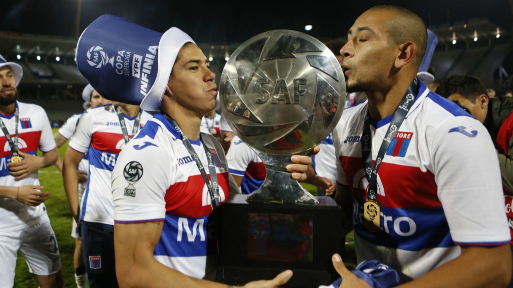 tigre-supera-boca-e-se-torna-primeiro-campeao-na-copa-da-superliga-Futebol-Latino-03-06